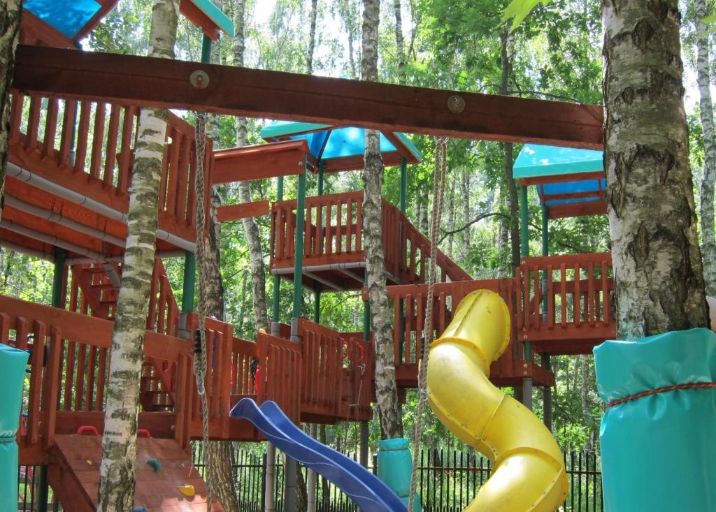 רוזפלוסי Resort Piaseczno מראה חיצוני תמונה