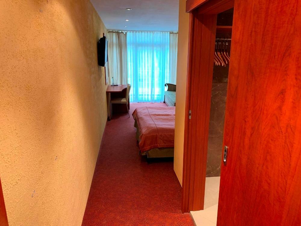 רוזפלוסי Resort Piaseczno מראה חיצוני תמונה