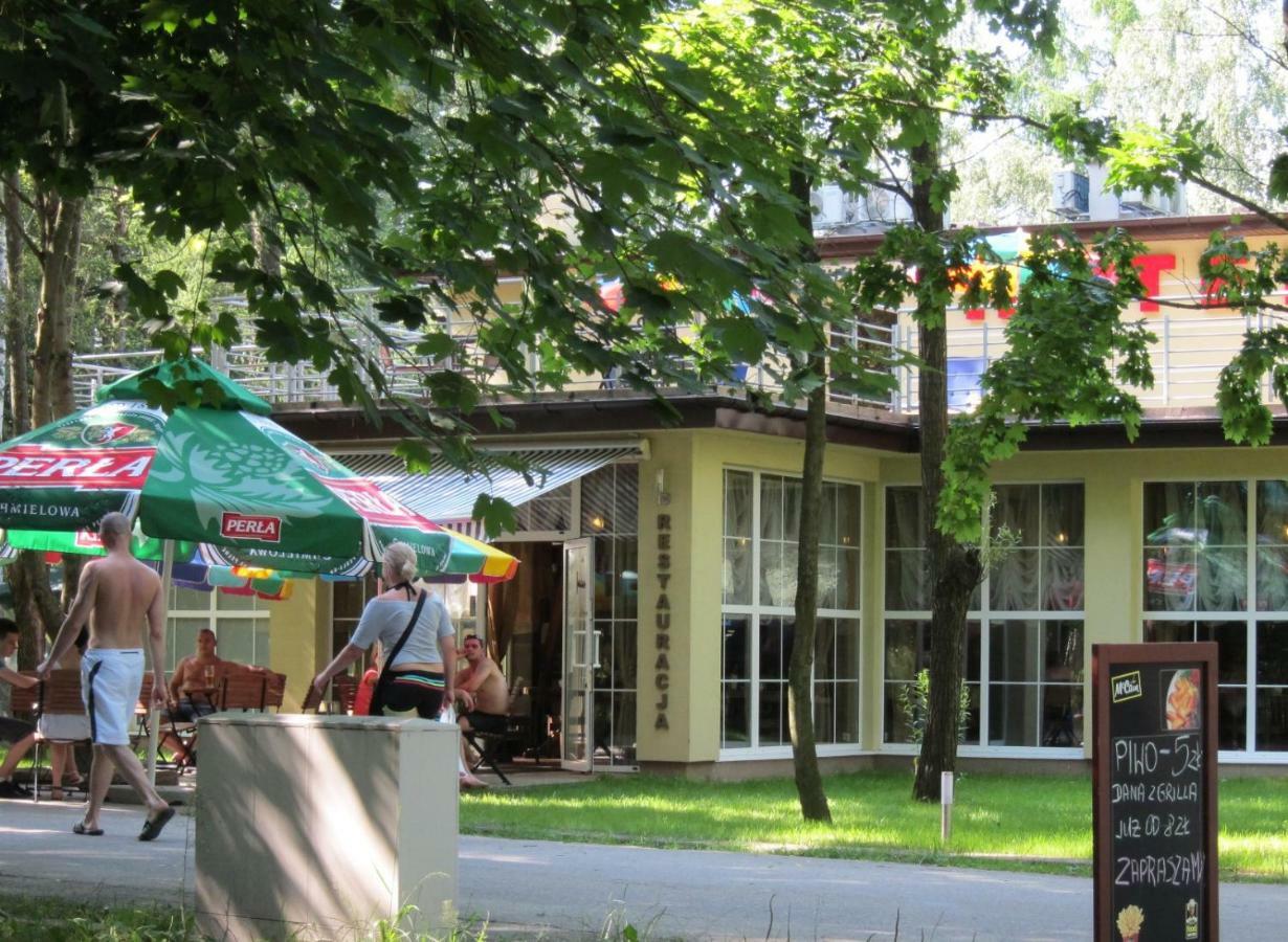 רוזפלוסי Resort Piaseczno מראה חיצוני תמונה